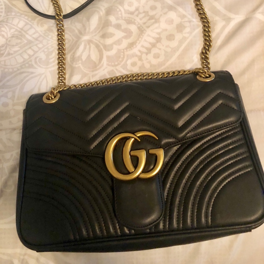 GUCCI Marmont medium matelassé shoulder bag